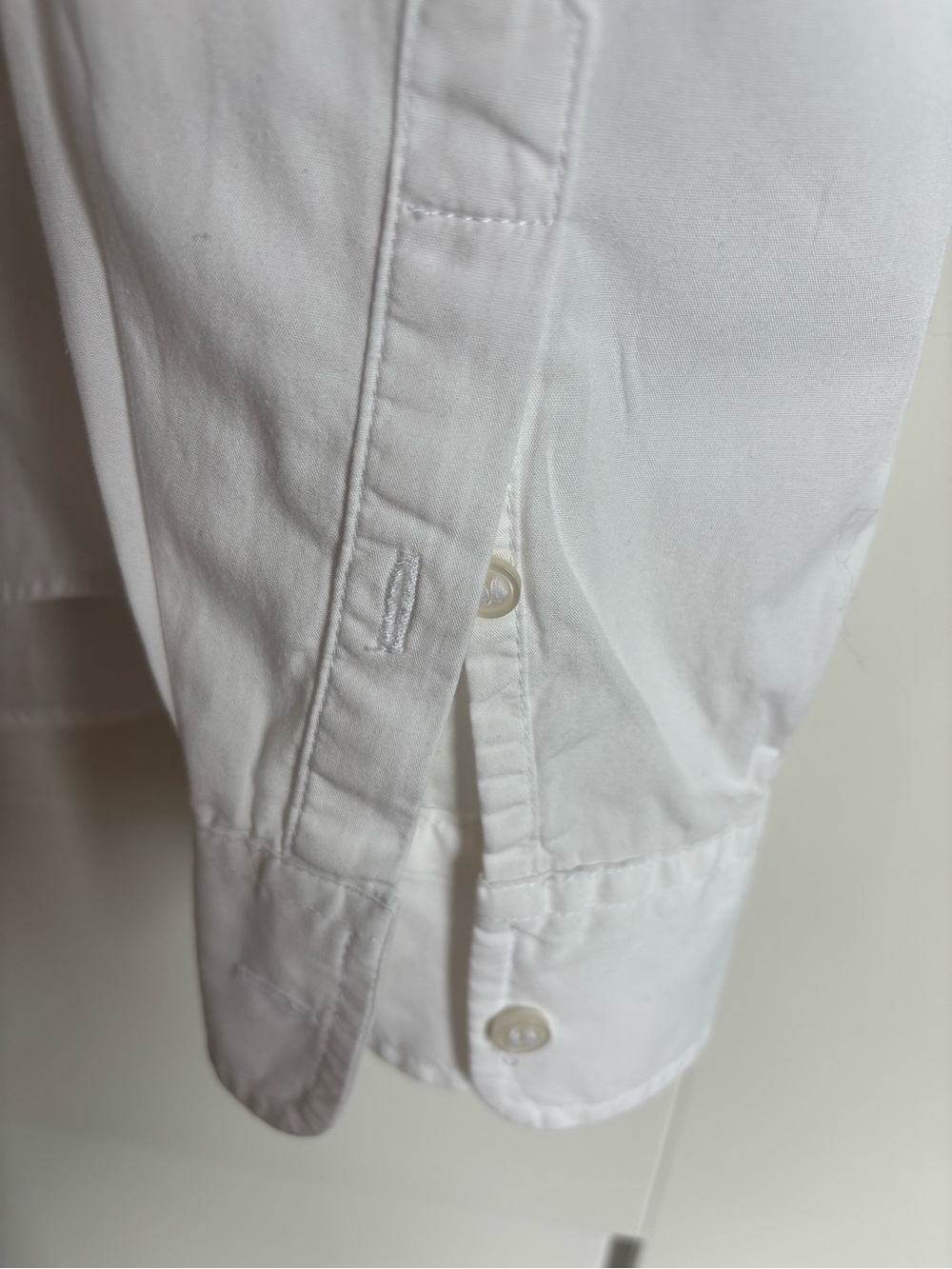GAP White Long-Sleeve Button-Up Shirt - Picture 4 of 4
